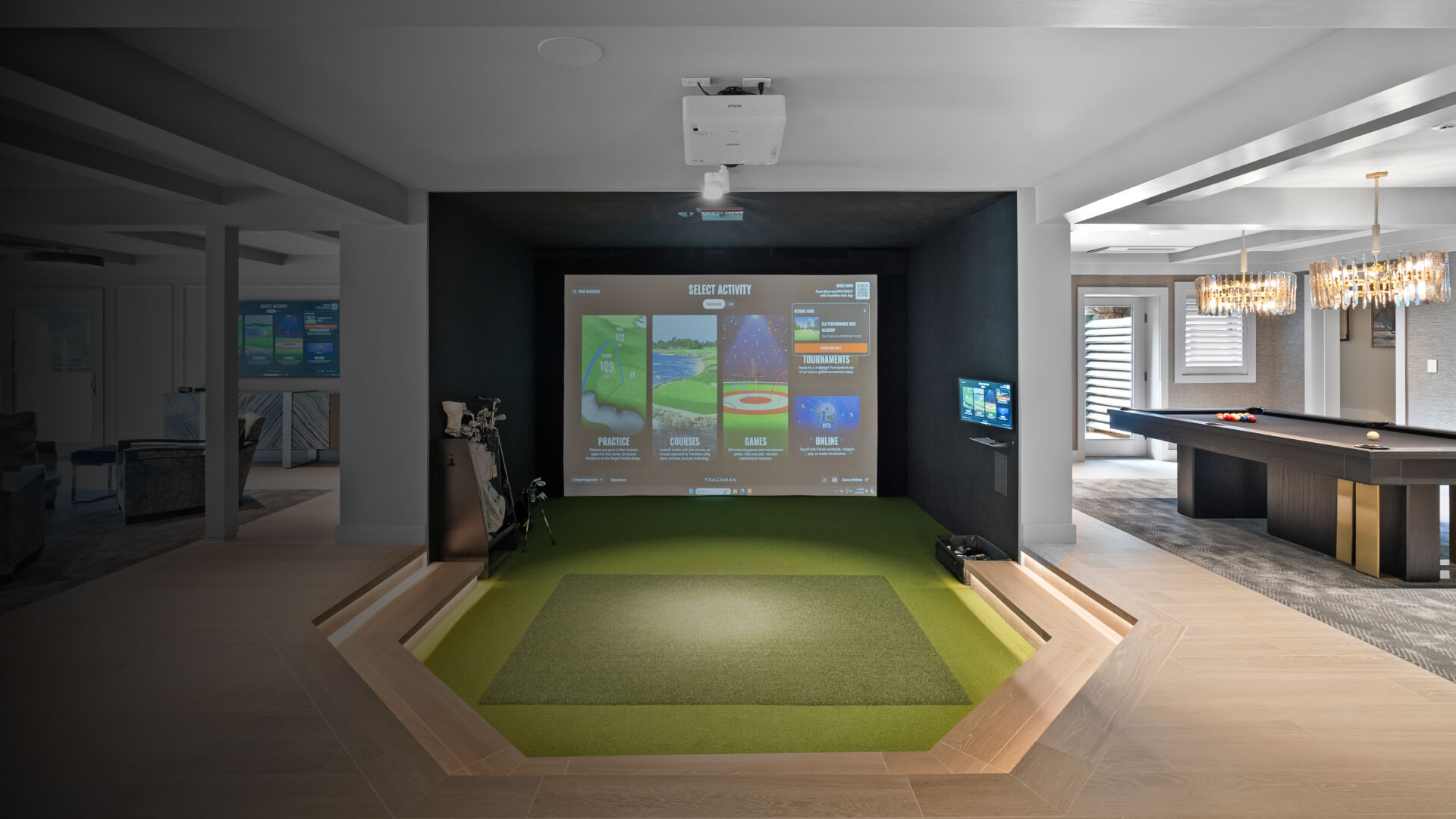 Success_stories_Simon_Whitten_h-media_2_trackman